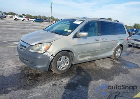 2006 Honda Odyssey Ex-L from USA, damaged, VIN 5FNRL38716B051700
